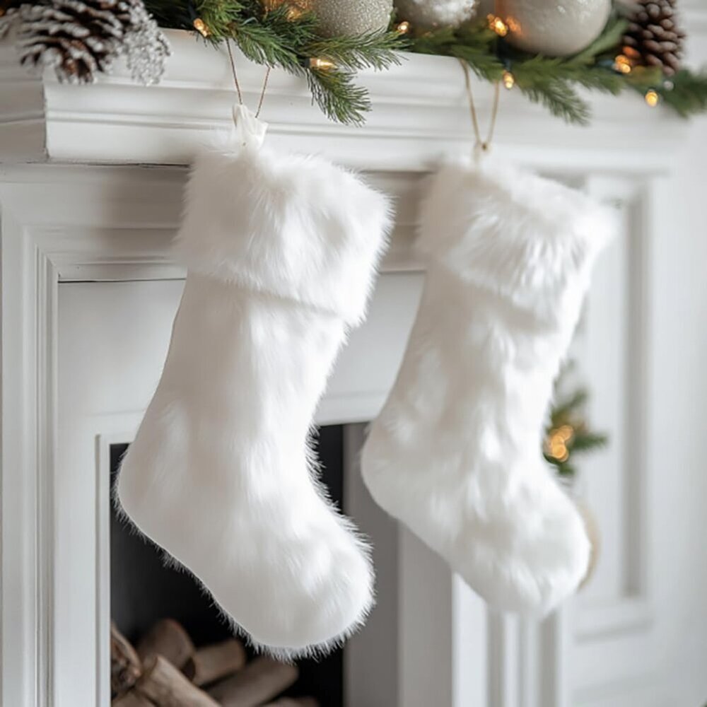 2 Pack 18 Inch Snowy White Christmas Stockings Faux Fur Christmas Stockings Hang